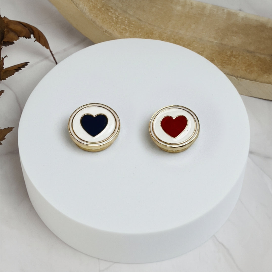 Le Regine | Set Coppia Unica | 2 Bottoni Gioiello Diversi